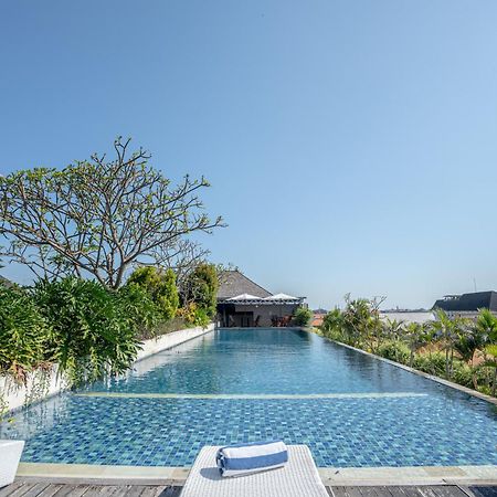 Hotel Ramada By Wyndham Bali Sunset Road Kuta Seminyak Esterno foto