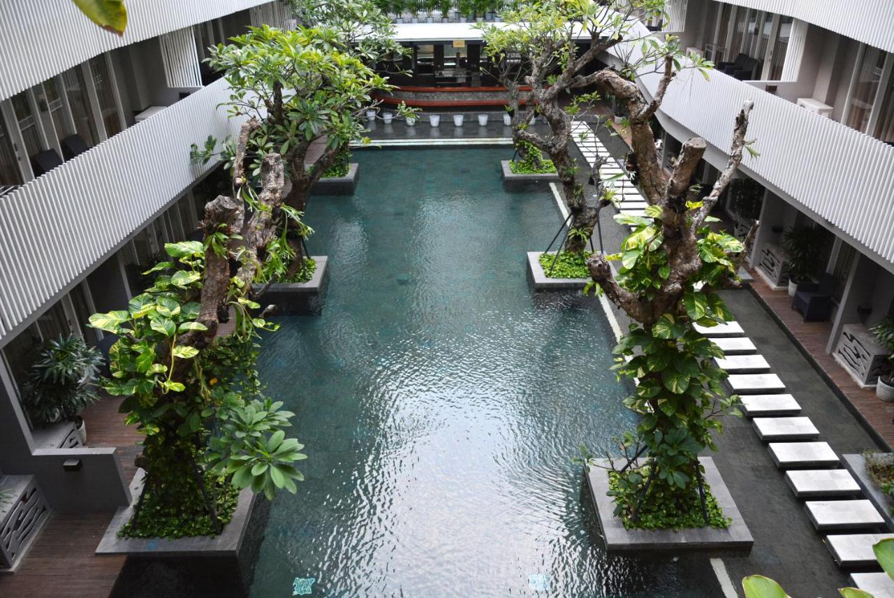 Hotel Ramada By Wyndham Bali Sunset Road Kuta Seminyak Esterno foto